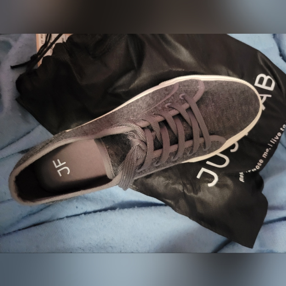 Women's 9.5 grey sneakers